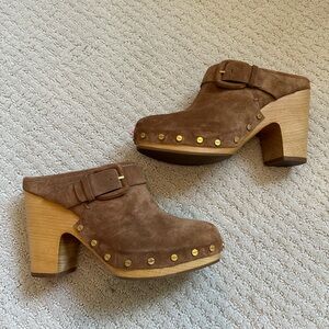 Veronica Beard clogs